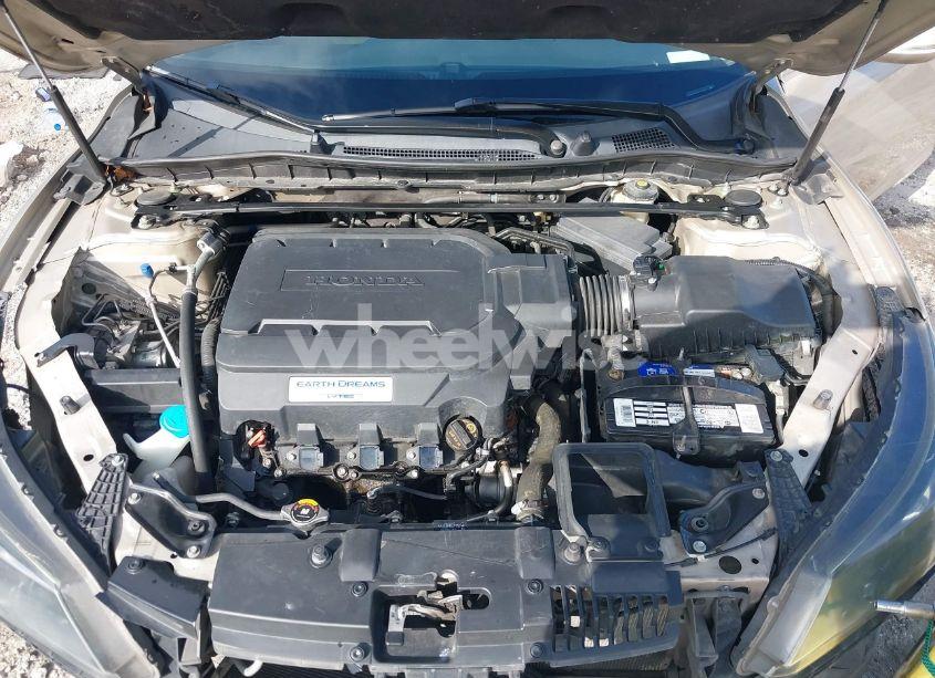 Photo 10 of 2013 Honda Accord EX-L V-6 (VIN 1HGCR3F88DA023903)