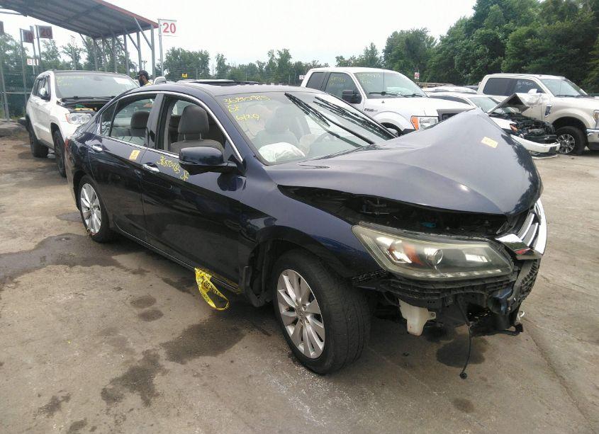 2013 Honda Accord EX-L V-6 (VIN 1HGCR3F88DA027448) main photo