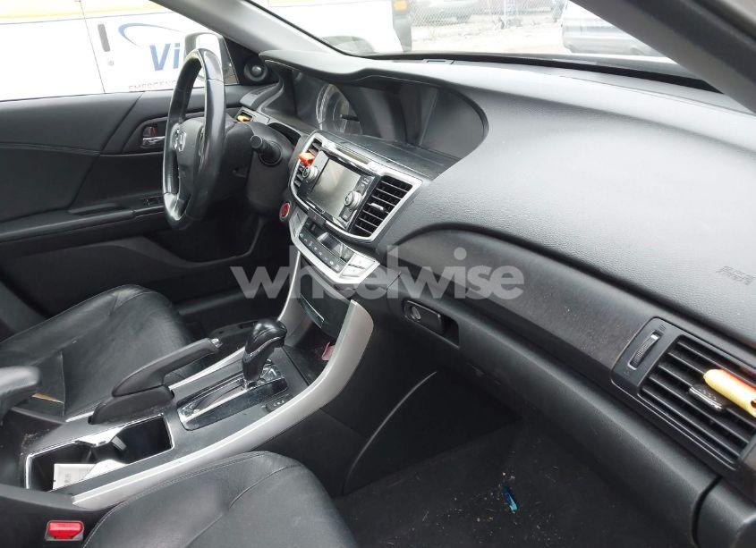 Photo 5 of 2013 Honda Accord EX-L V-6 (VIN 1HGCR3F88DA029166)