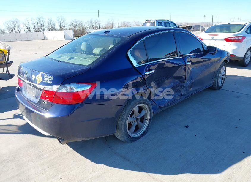Photo 4 of 2013 Honda Accord EX-L V-6 (VIN 1HGCR3F88DA038093)