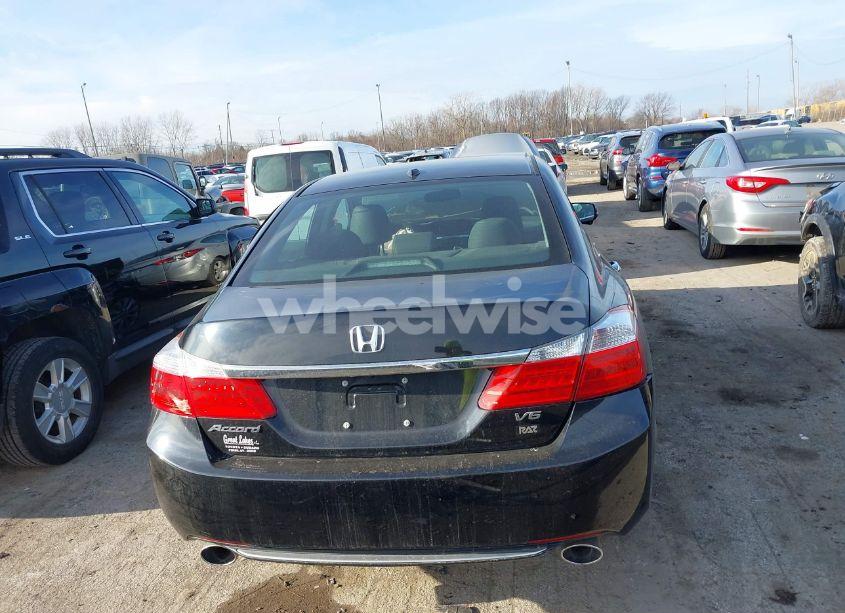 Photo 16 of 2013 Honda Accord EX-L V-6 (VIN 1HGCR3F88DA045416)
