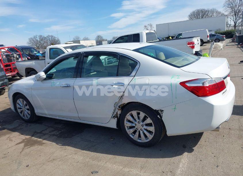 Photo 14 of 2014 Honda Accord EX-L V-6 (VIN 1HGCR3F88EA003586)