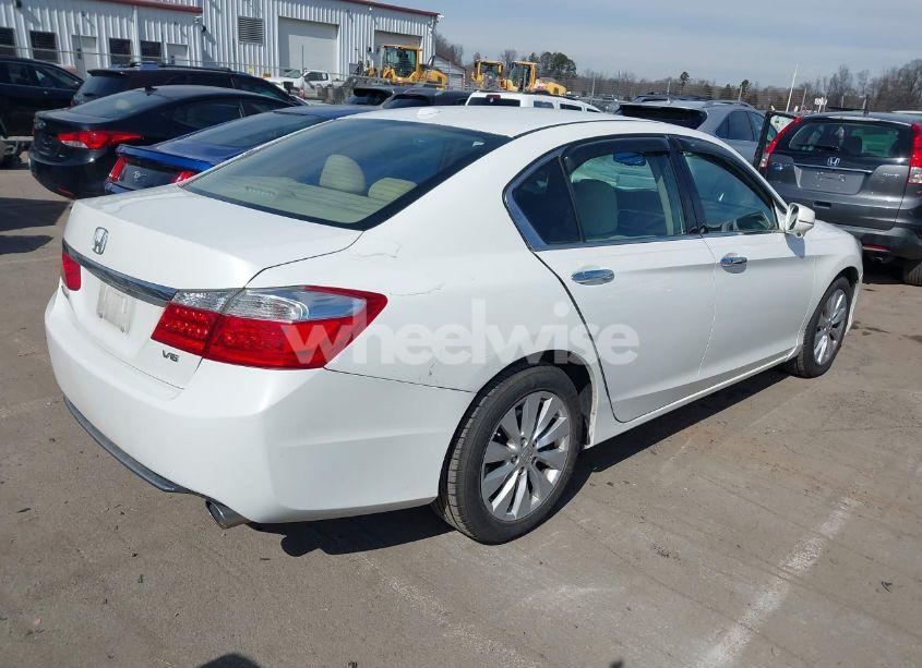 Photo 4 of 2014 Honda Accord EX-L V-6 (VIN 1HGCR3F88EA003586)