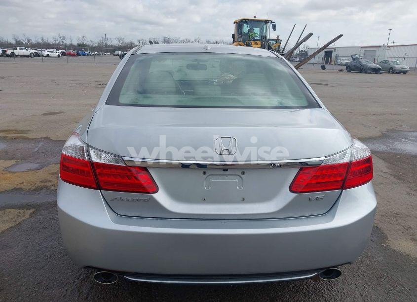 Photo 16 of 2014 Honda Accord EX-L V-6 (VIN 1HGCR3F88EA014216)