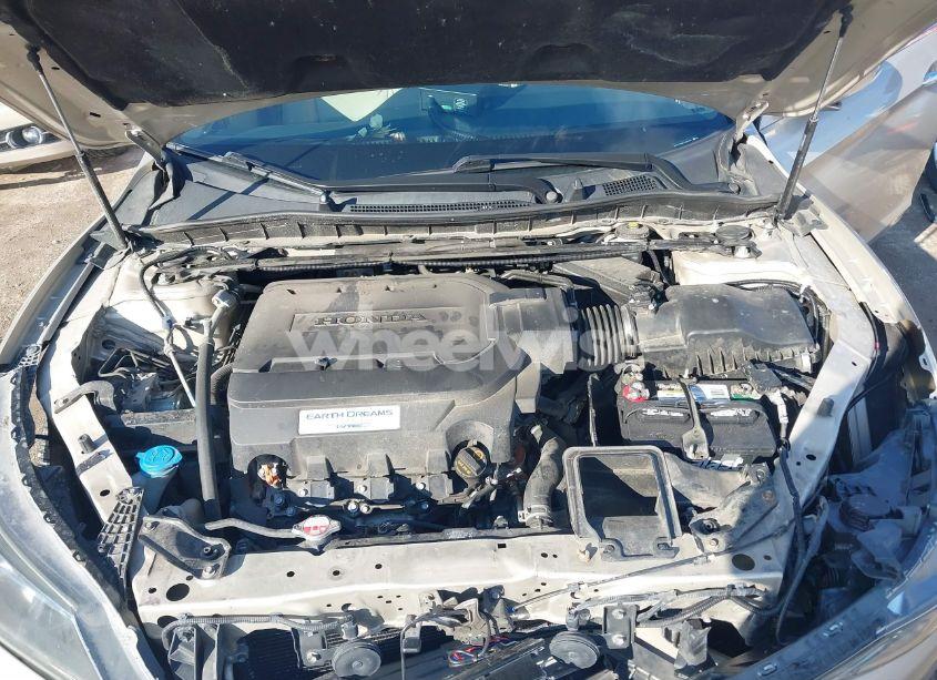 Photo 10 of 2014 Honda Accord EX-L V-6 (VIN 1HGCR3F88EA024387)