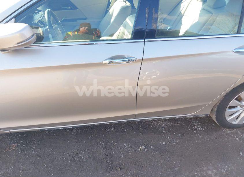 Photo 14 of 2014 Honda Accord EX-L V-6 (VIN 1HGCR3F88EA024387)