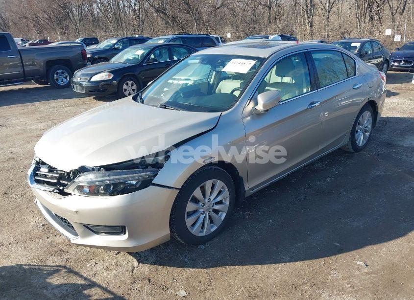 Photo 2 of 2014 Honda Accord EX-L V-6 (VIN 1HGCR3F88EA024387)