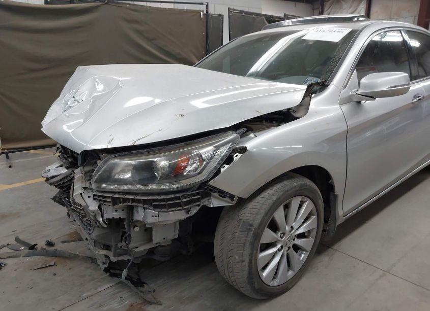 Photo 6 of 2015 Honda Accord EX-L V-6 (VIN 1HGCR3F88FA019756)
