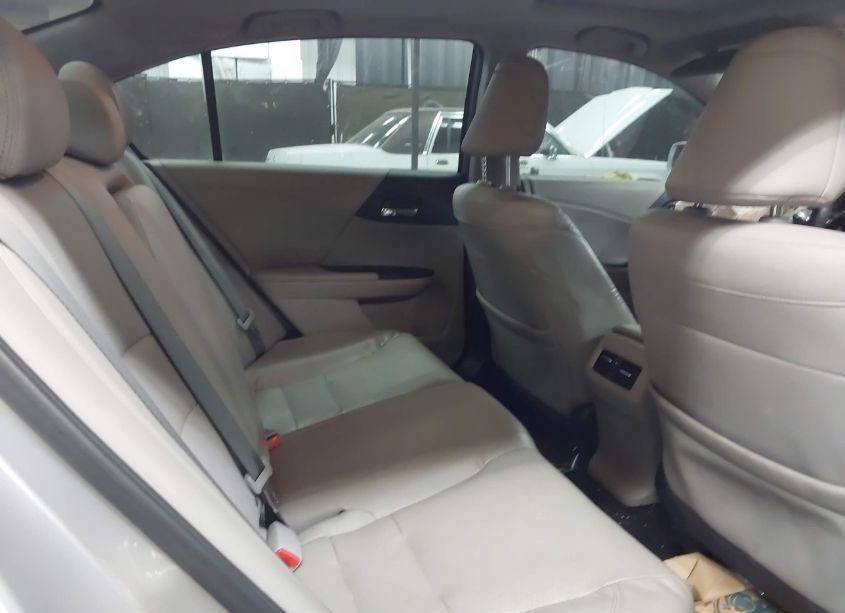 Photo 8 of 2015 Honda Accord EX-L V-6 (VIN 1HGCR3F88FA019756)