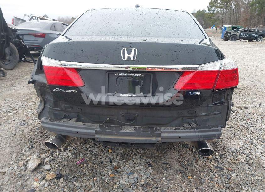 Photo 18 of 2015 Honda Accord EX-L V-6 (VIN 1HGCR3F88FA019904)