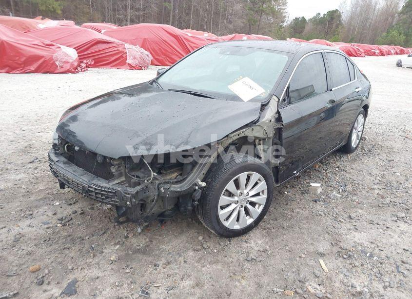 Photo 2 of 2015 Honda Accord EX-L V-6 (VIN 1HGCR3F88FA019904)