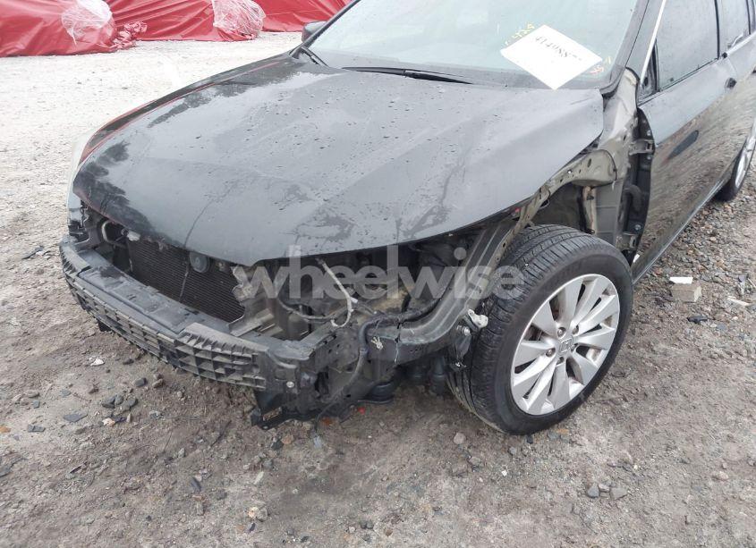 Photo 6 of 2015 Honda Accord EX-L V-6 (VIN 1HGCR3F88FA019904)