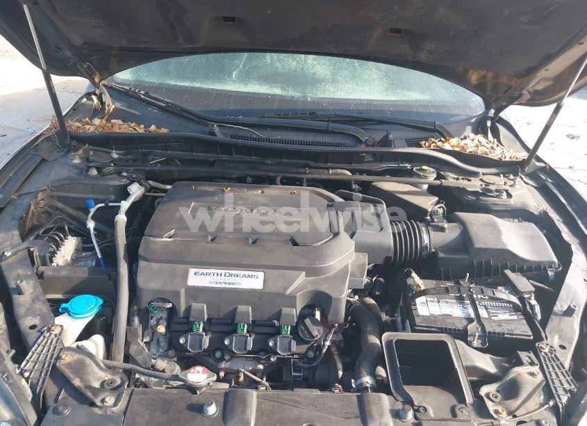 Photo 10 of 2015 Honda Accord EX-L V-6 (VIN 1HGCR3F88FA028280)