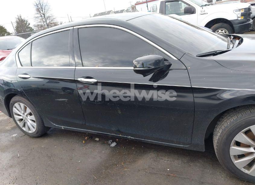 Photo 13 of 2015 Honda Accord EX-L V-6 (VIN 1HGCR3F88FA029090)