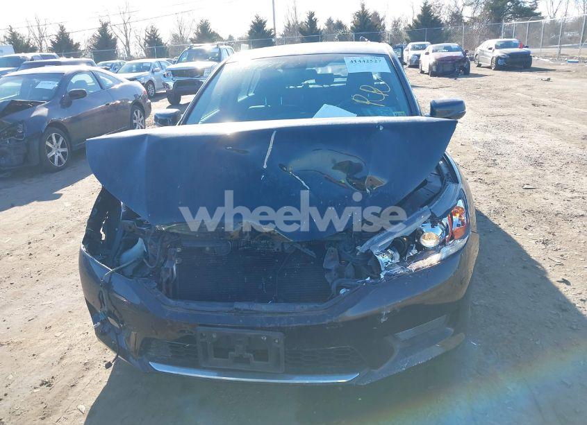 Photo 12 of 2015 Honda Accord EX-L V-6 (VIN 1HGCR3F88FA033835)