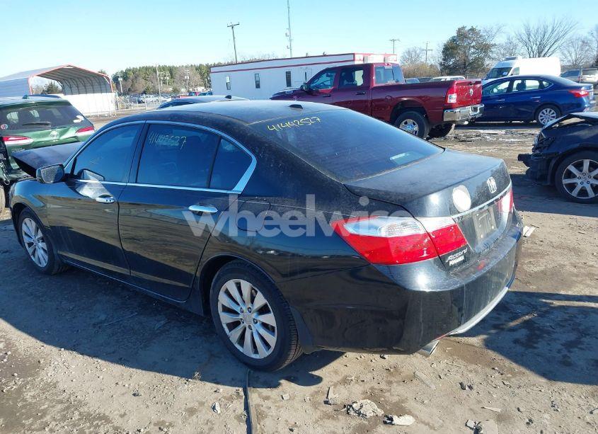 Photo 3 of 2015 Honda Accord EX-L V-6 (VIN 1HGCR3F88FA033835)