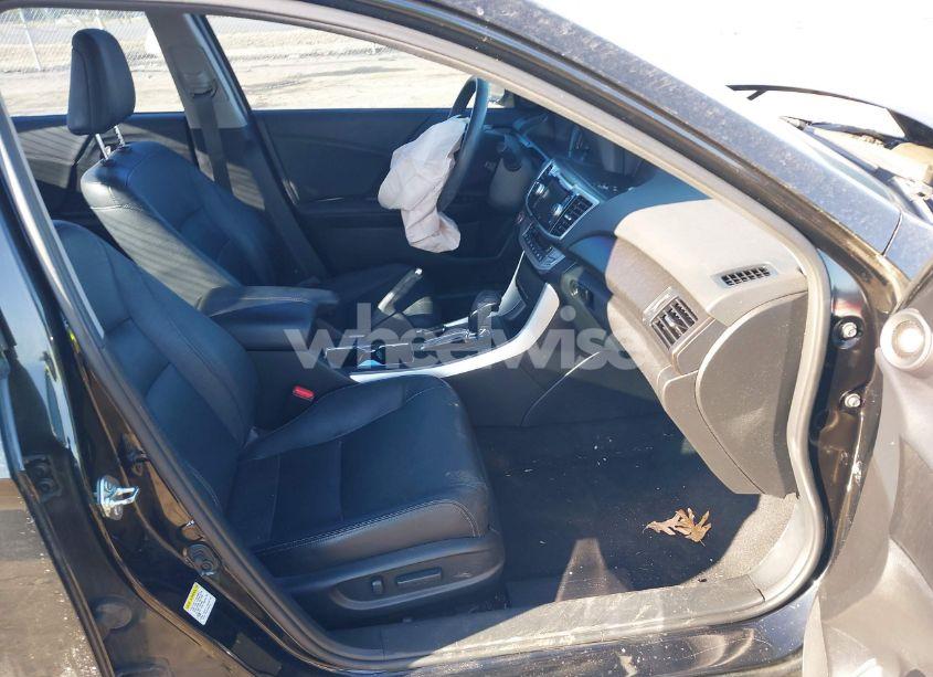 Photo 5 of 2015 Honda Accord EX-L V-6 (VIN 1HGCR3F88FA033835)