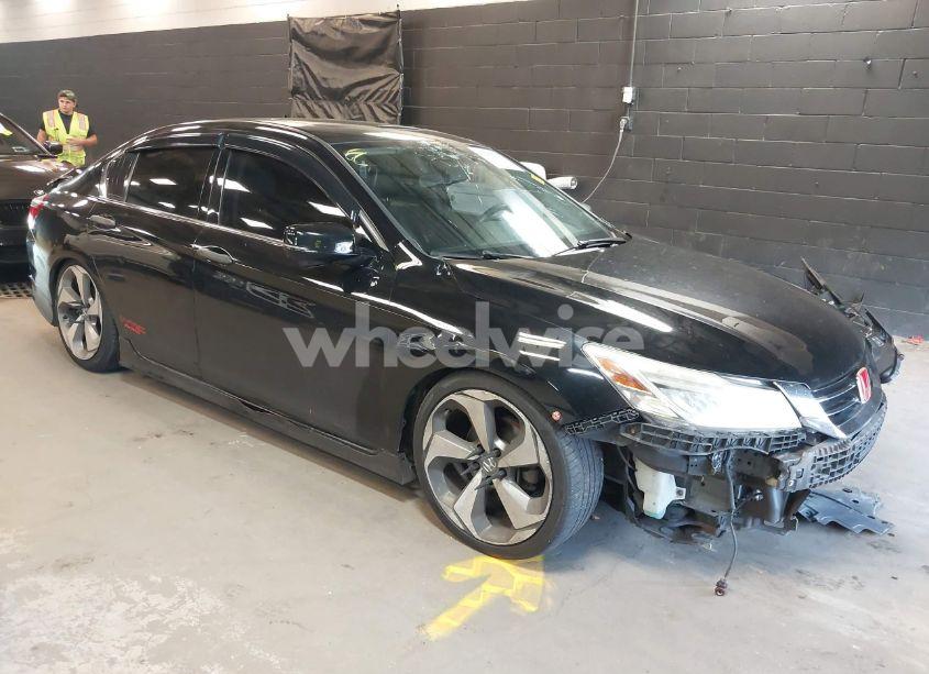 2015 Honda Accord EX-L V-6 (VIN 1HGCR3F88FA037030) main photo