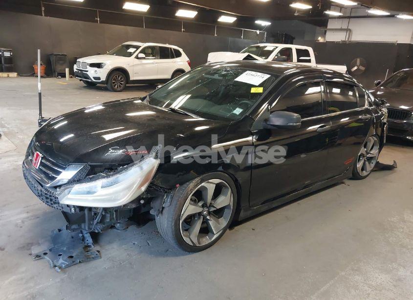 Photo 2 of 2015 Honda Accord EX-L V-6 (VIN 1HGCR3F88FA037030)