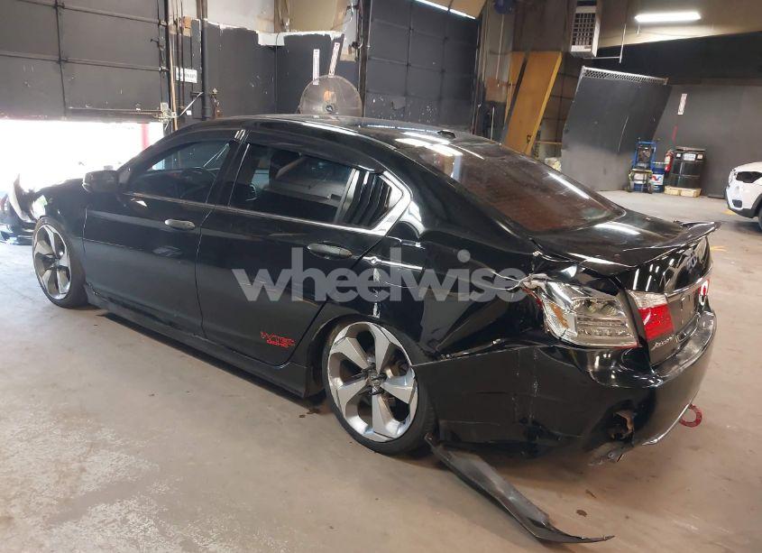 Photo 3 of 2015 Honda Accord EX-L V-6 (VIN 1HGCR3F88FA037030)