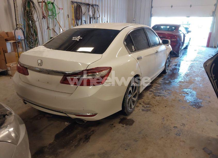 Photo 4 of 2016 Honda Accord EX-L V-6 (VIN 1HGCR3F88GA002621)