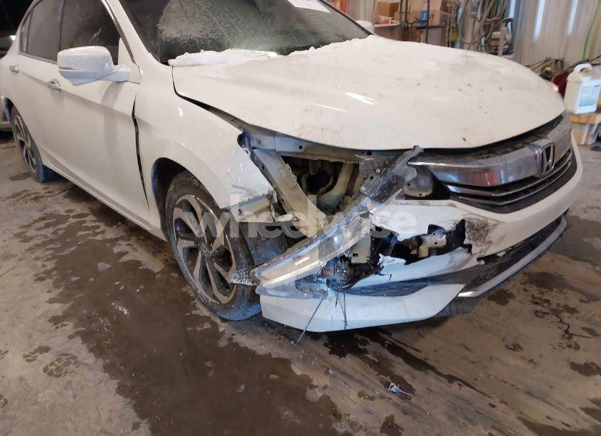 Photo 6 of 2016 Honda Accord EX-L V-6 (VIN 1HGCR3F88GA002621)