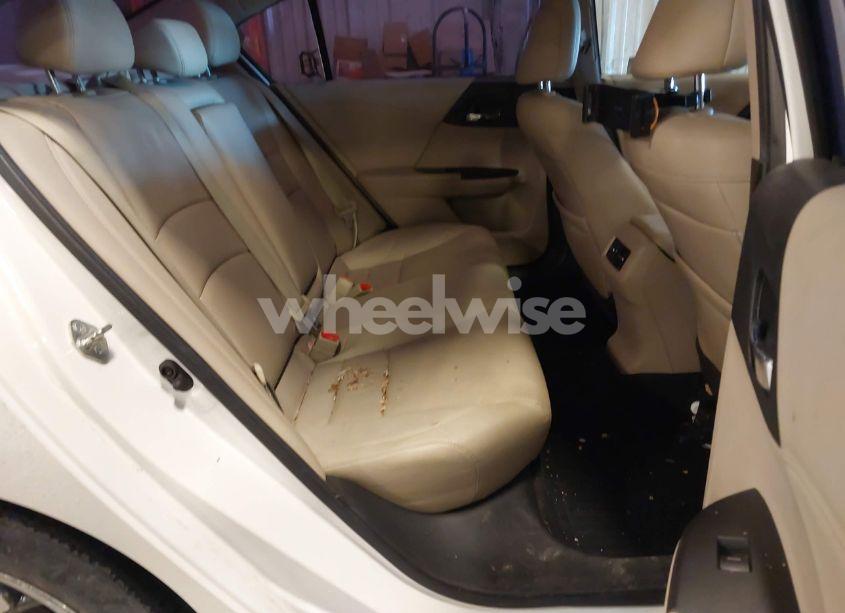 Photo 8 of 2016 Honda Accord EX-L V-6 (VIN 1HGCR3F88GA002621)