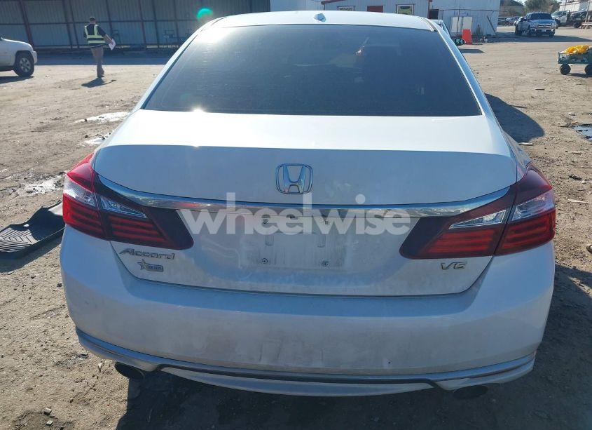 Photo 16 of 2016 Honda Accord EX-L V-6 (VIN 1HGCR3F88GA014851)