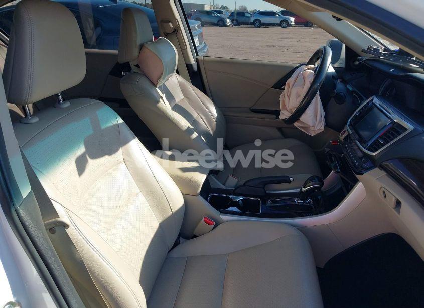 Photo 5 of 2016 Honda Accord EX-L V-6 (VIN 1HGCR3F88GA014851)