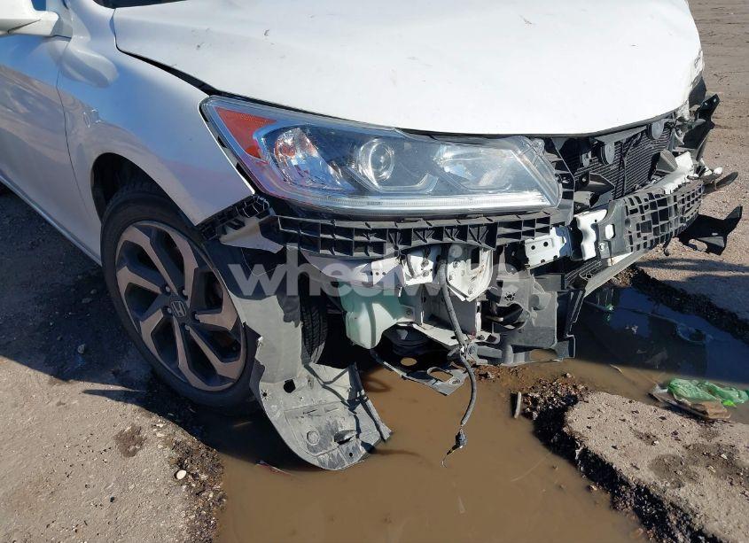 Photo 6 of 2016 Honda Accord EX-L V-6 (VIN 1HGCR3F88GA014851)