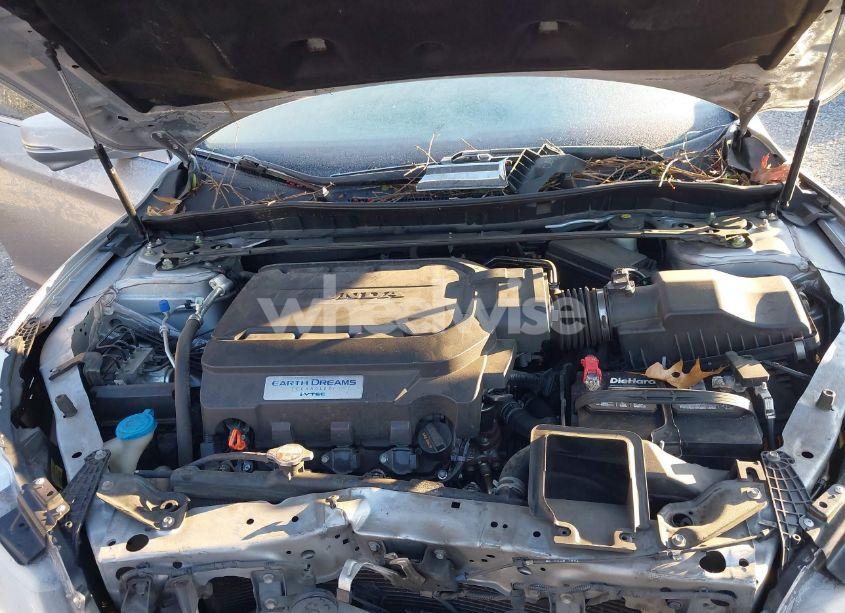 Photo 10 of 2017 Honda Accord EX-L V6 (VIN 1HGCR3F88HA010834)