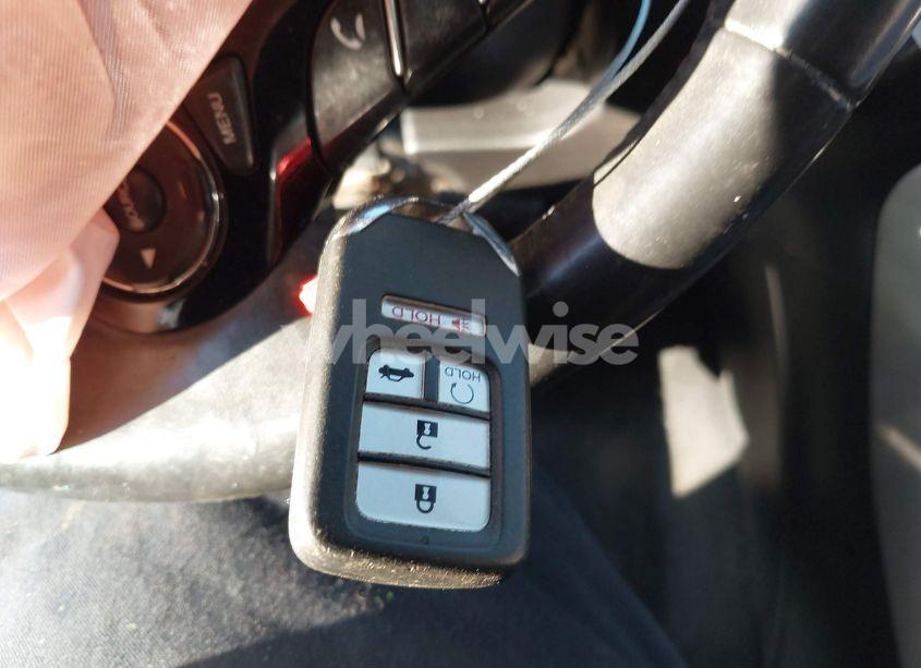 Photo 11 of 2017 Honda Accord EX-L V6 (VIN 1HGCR3F88HA010834)