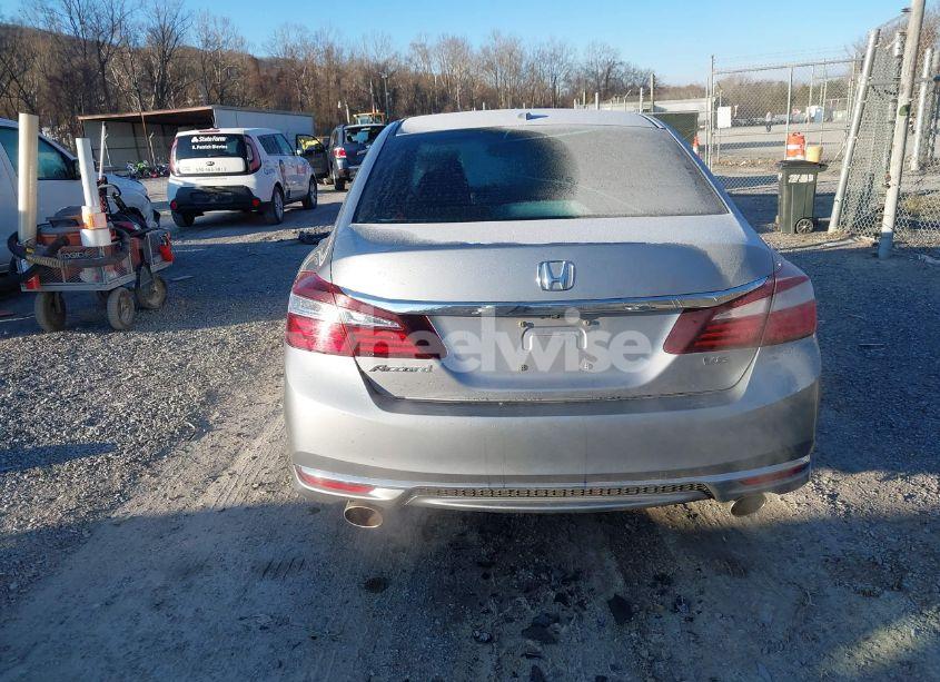 Photo 16 of 2017 Honda Accord EX-L V6 (VIN 1HGCR3F88HA010834)