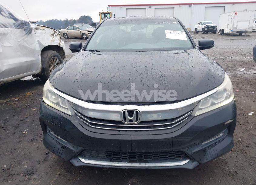 Photo 12 of 2017 Honda Accord EX-L V6 (VIN 1HGCR3F88HA018075)