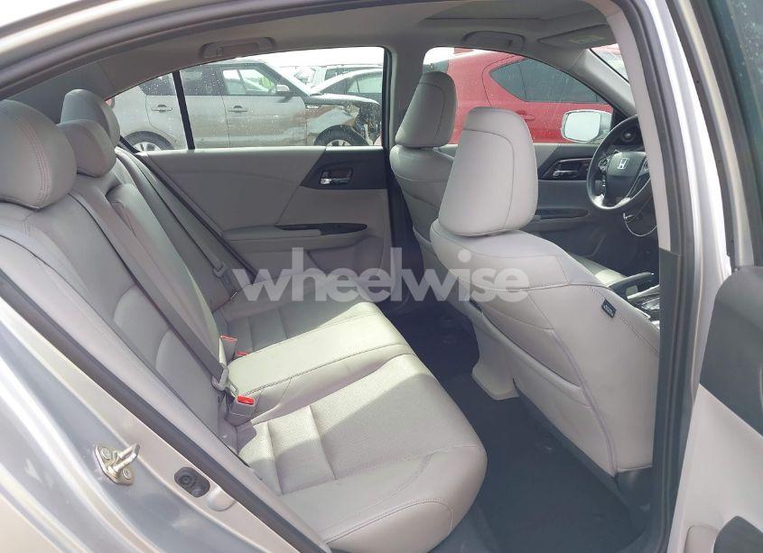 Photo 8 of 2017 Honda Accord EX-L V6 (VIN 1HGCR3F88HA031943)