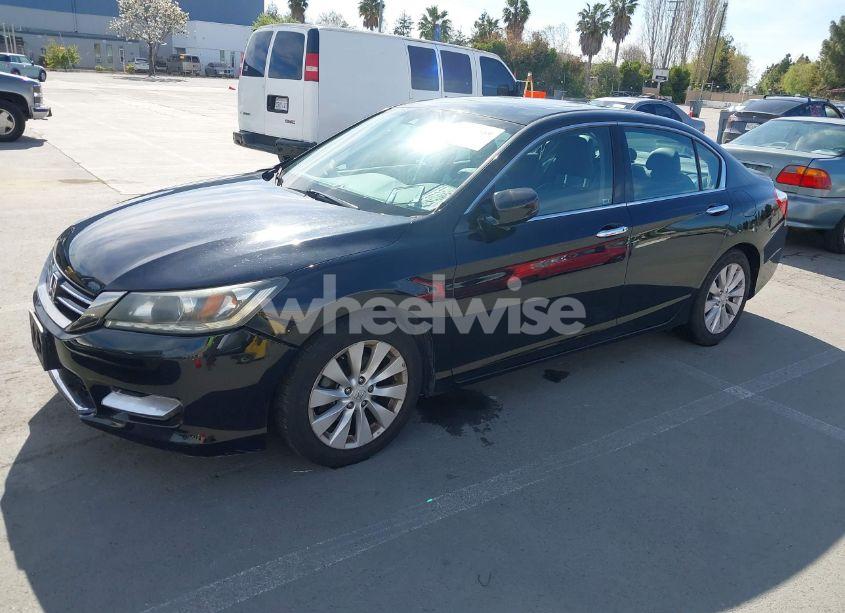 Photo 2 of 2013 Honda Accord EX-L V-6 (VIN 1HGCR3F89DA012313)