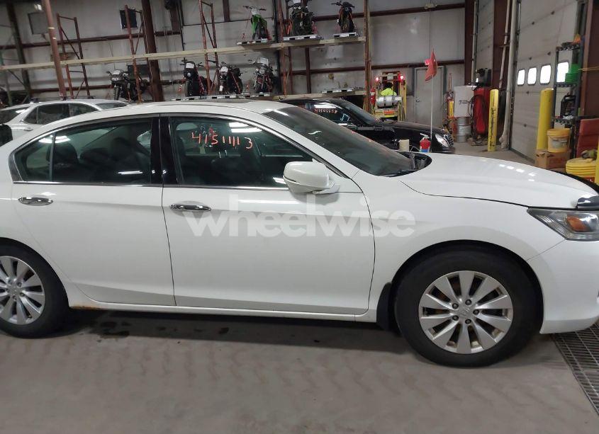 Photo 13 of 2013 Honda Accord EX-L V-6 (VIN 1HGCR3F89DA800654)