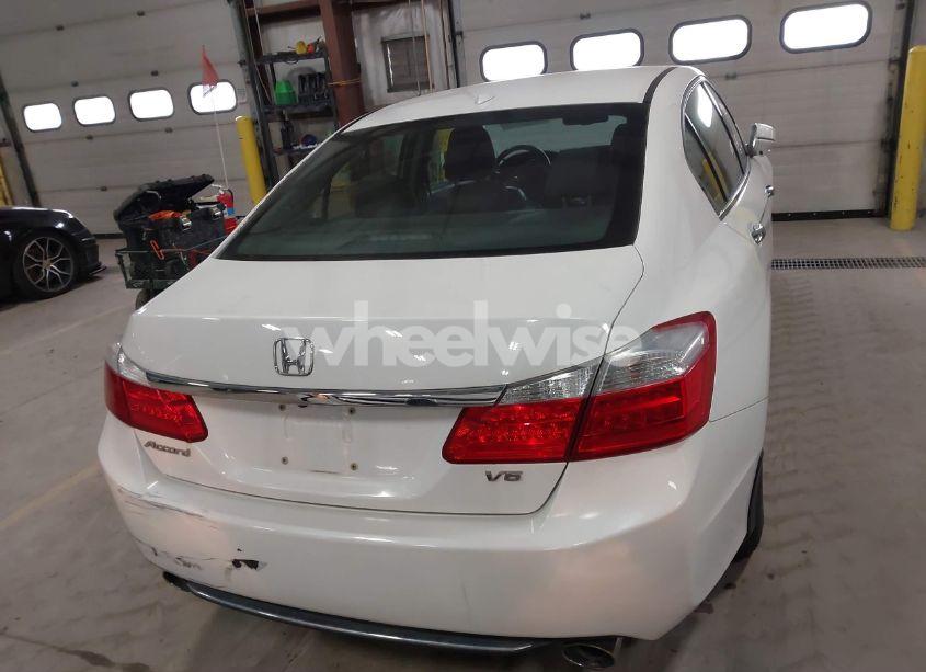 Photo 16 of 2013 Honda Accord EX-L V-6 (VIN 1HGCR3F89DA800654)