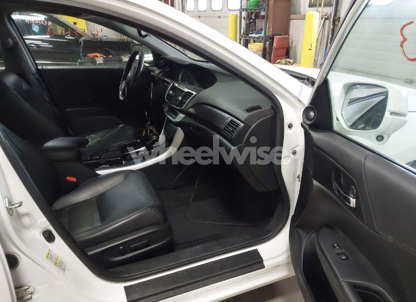 Photo 5 of 2013 Honda Accord EX-L V-6 (VIN 1HGCR3F89DA800654)