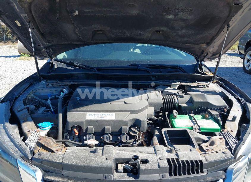 Photo 10 of 2014 Honda Accord EX-L V-6 (VIN 1HGCR3F89EA000678)