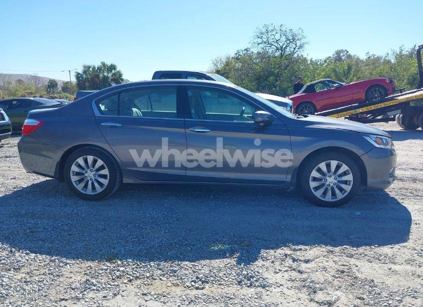 Photo 13 of 2014 Honda Accord EX-L V-6 (VIN 1HGCR3F89EA000678)