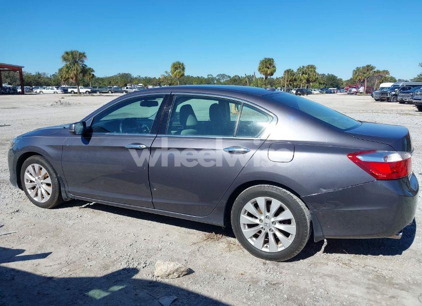 Photo 14 of 2014 Honda Accord EX-L V-6 (VIN 1HGCR3F89EA000678)