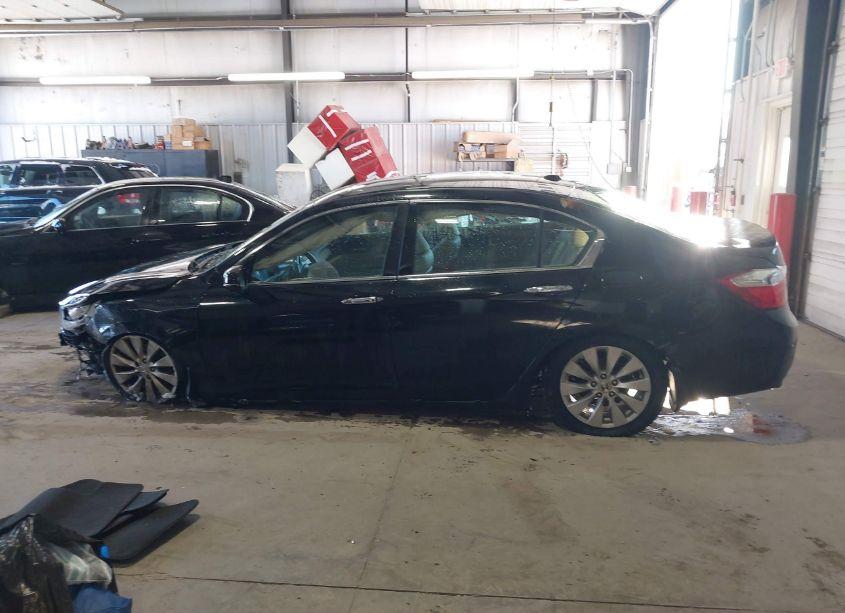 Photo 13 of 2014 Honda Accord EX-L V-6 (VIN 1HGCR3F89EA014208)