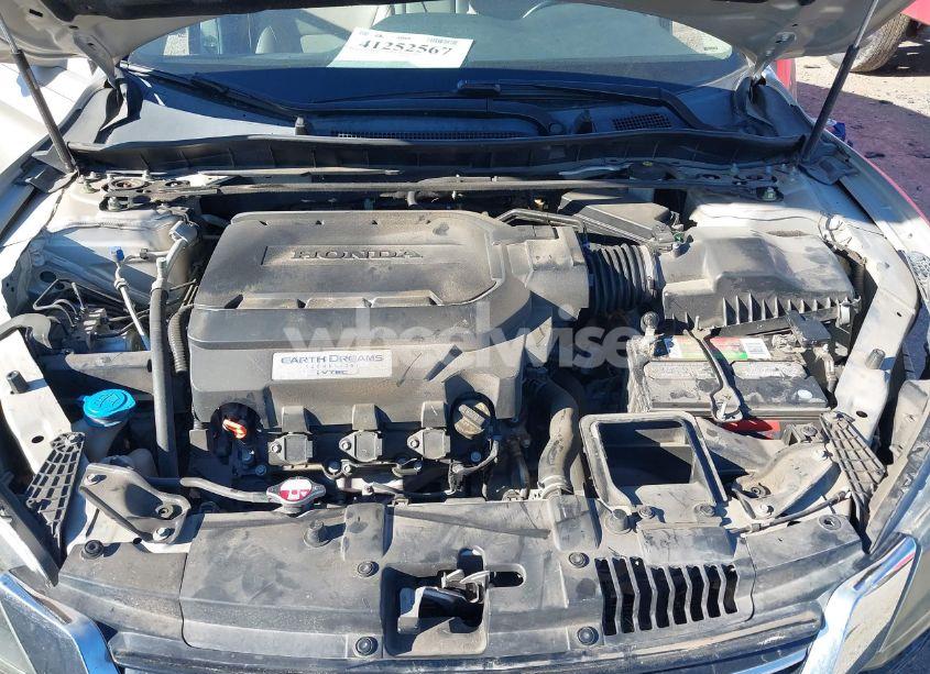 Photo 10 of 2014 Honda Accord EX-L V-6 (VIN 1HGCR3F89EA030523)