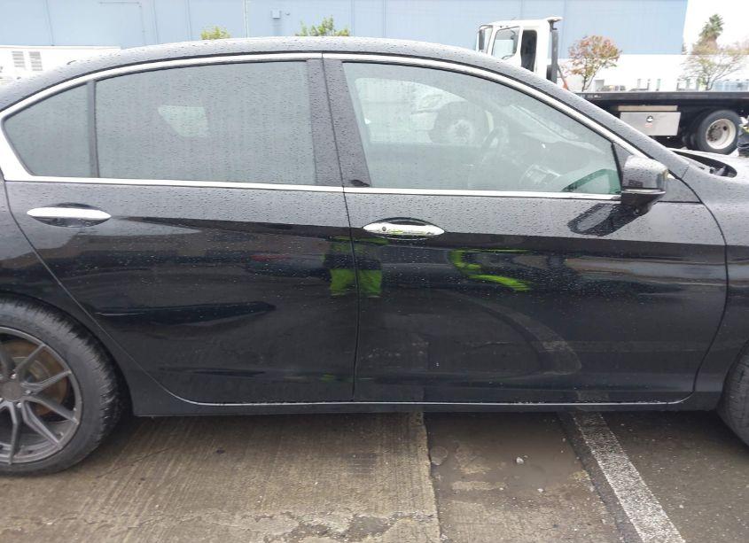 Photo 13 of 2014 Honda Accord EX-L V-6 (VIN 1HGCR3F89EA036838)