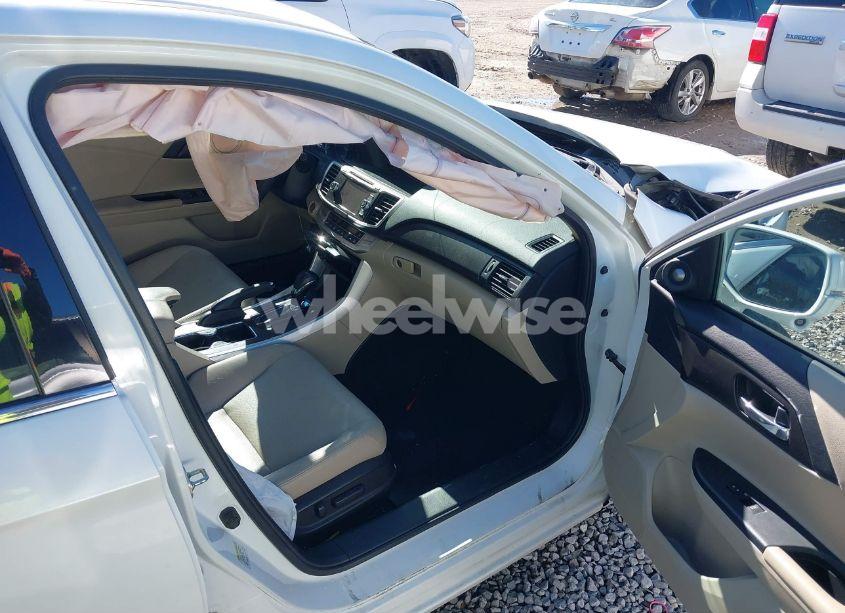 Photo 5 of 2014 Honda Accord EX-L V-6 (VIN 1HGCR3F89EA043109)