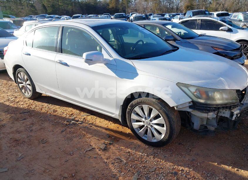 2015 Honda Accord EX-L V-6 (VIN 1HGCR3F89FA001041) main photo