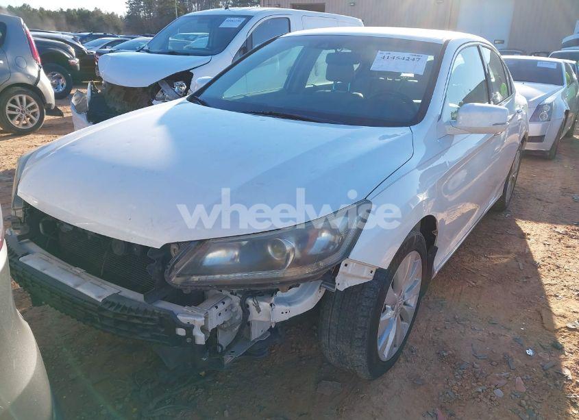 Photo 13 of 2015 Honda Accord EX-L V-6 (VIN 1HGCR3F89FA001041)