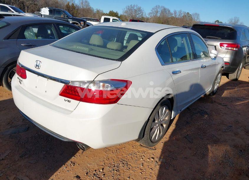 Photo 4 of 2015 Honda Accord EX-L V-6 (VIN 1HGCR3F89FA001041)