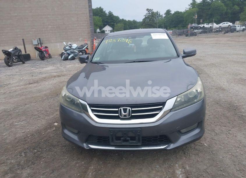 Photo 12 of 2015 Honda Accord EX-L V-6 (VIN 1HGCR3F89FA004425)